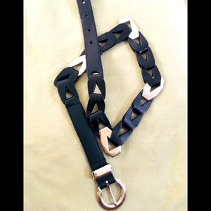 Vintage leather belt with chrome links